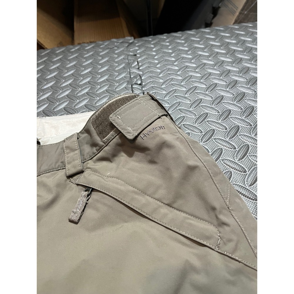 The North Face Tan Cargo Pants - Picture 2 of 11